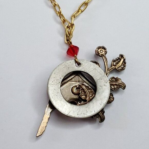 Silver Forest Goldtone Cardinal Bird Necklace Pendant Birdhouse Tree Leaves Red - Picture 3 of 4